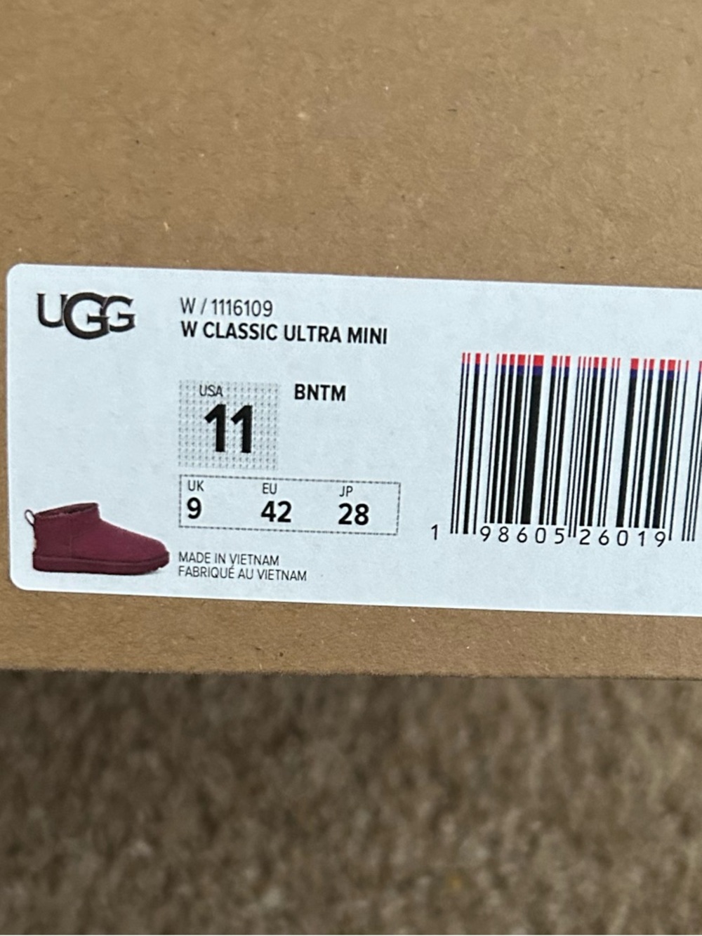 UGG ultra classic mini boots. - Picture 2 of 16